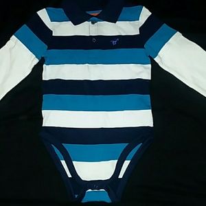 2 long sleeve onesie collar shirts